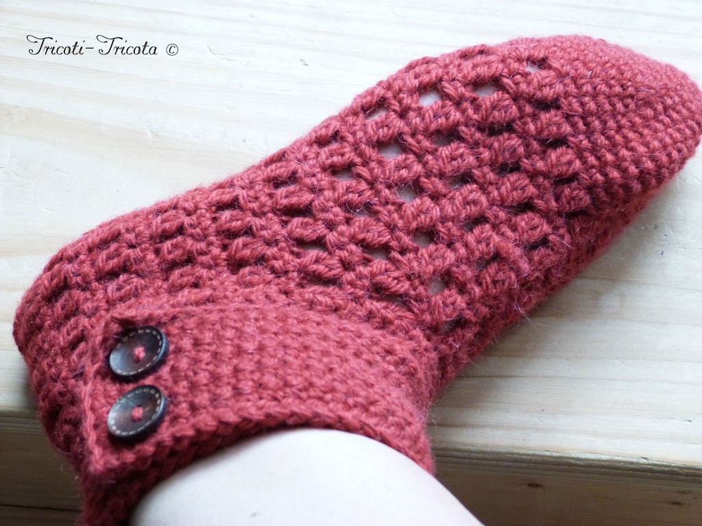 chaussons d'hiver rouges au crochet