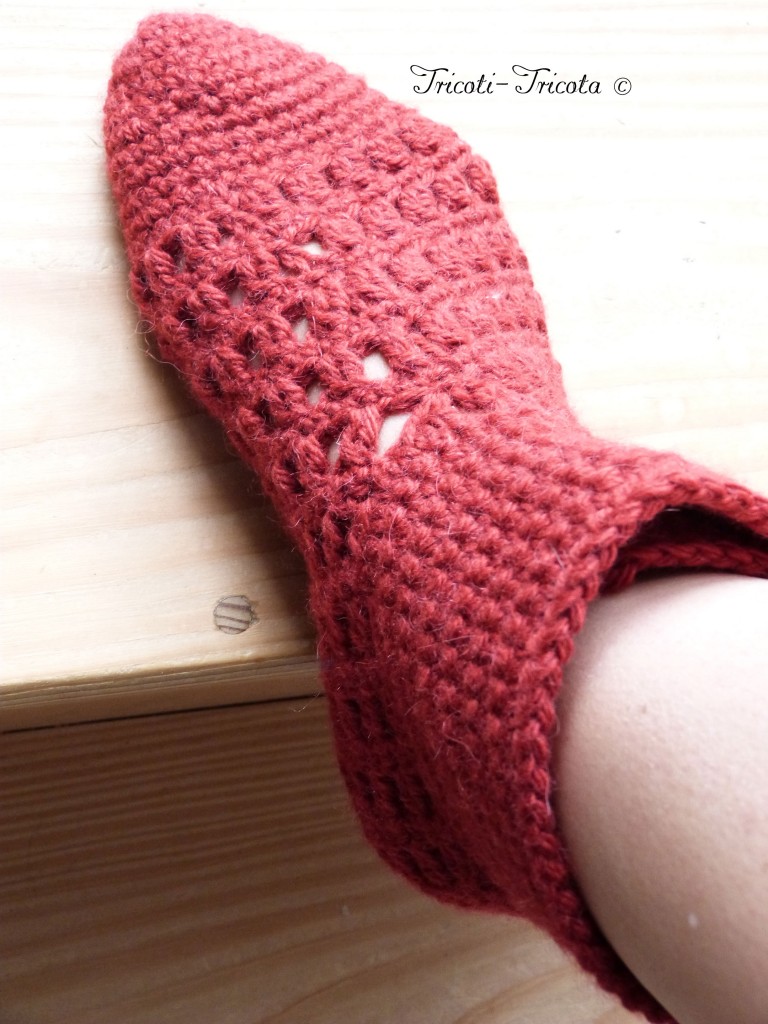 chaussons d'hivers rouge au crochet