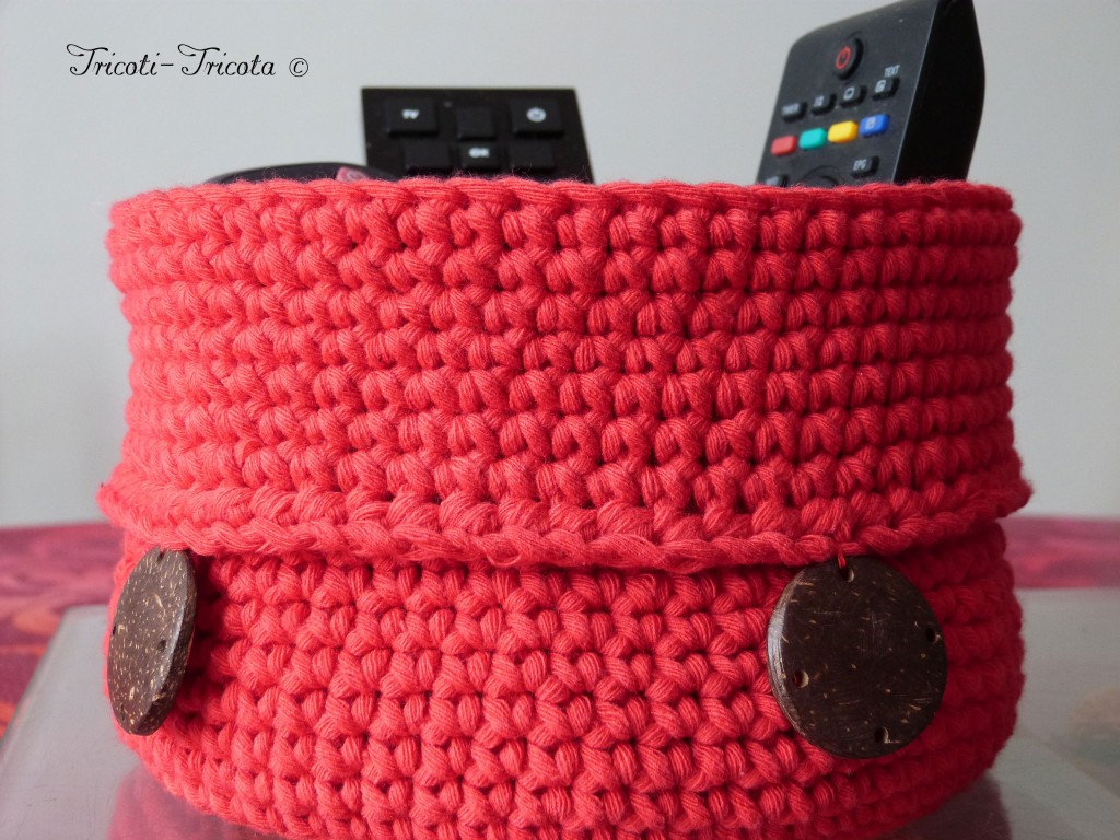 corbeille crochet rouge