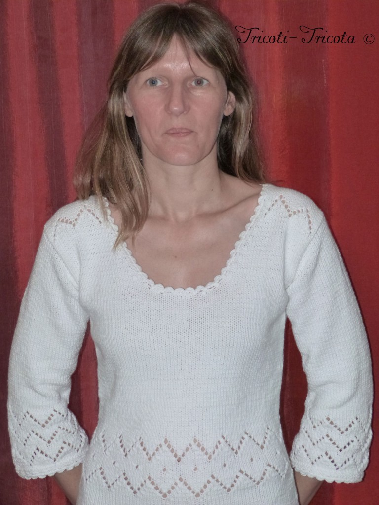 robe tricotée main bordures crochet