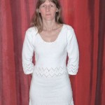 robe tricotée main bordures crochet