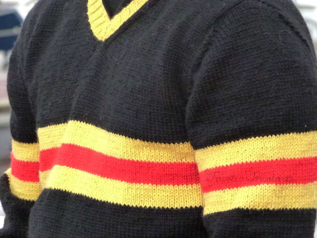 pull laine acrylique années 70